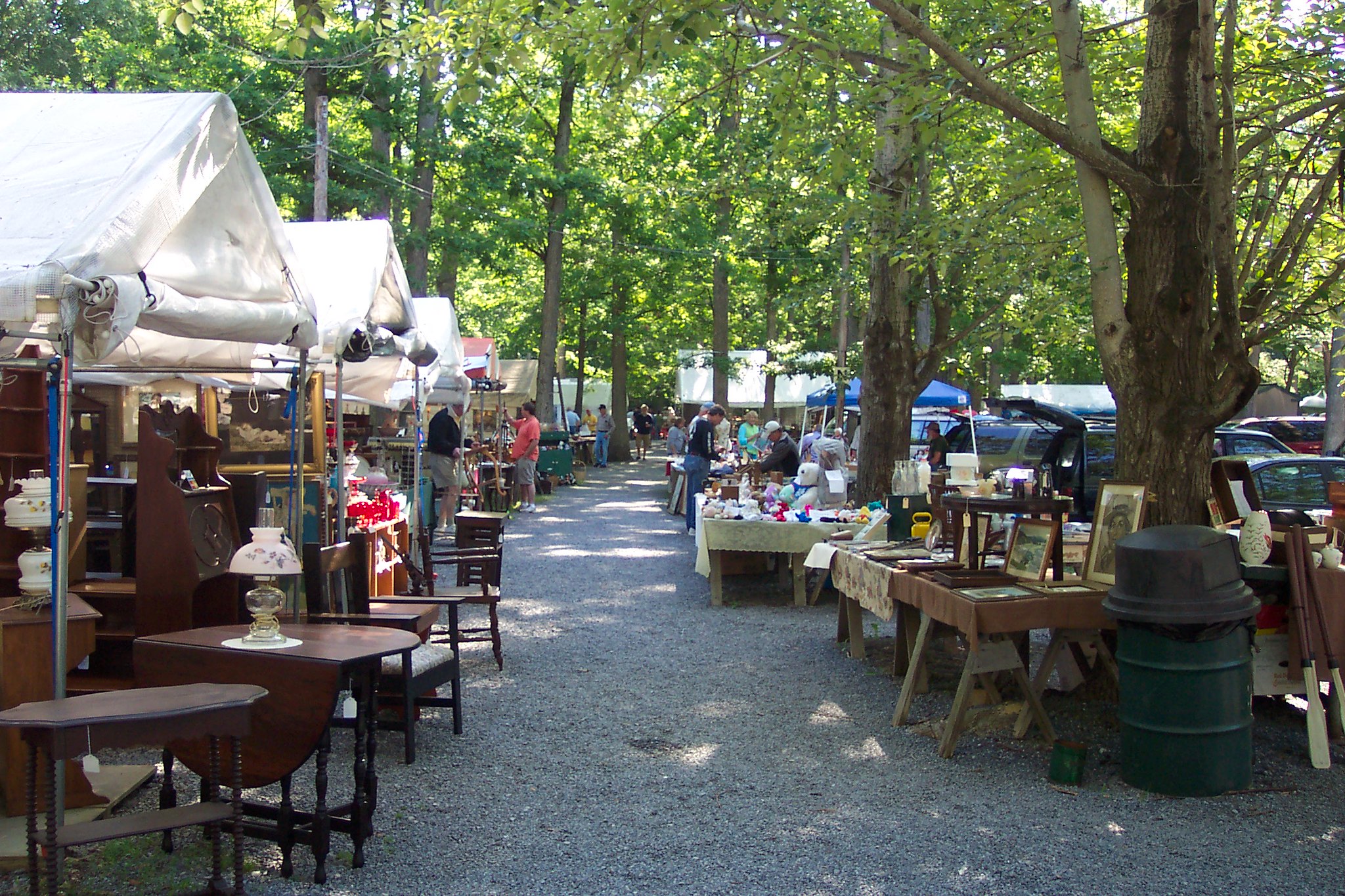 Shupp's Grove Antique Market